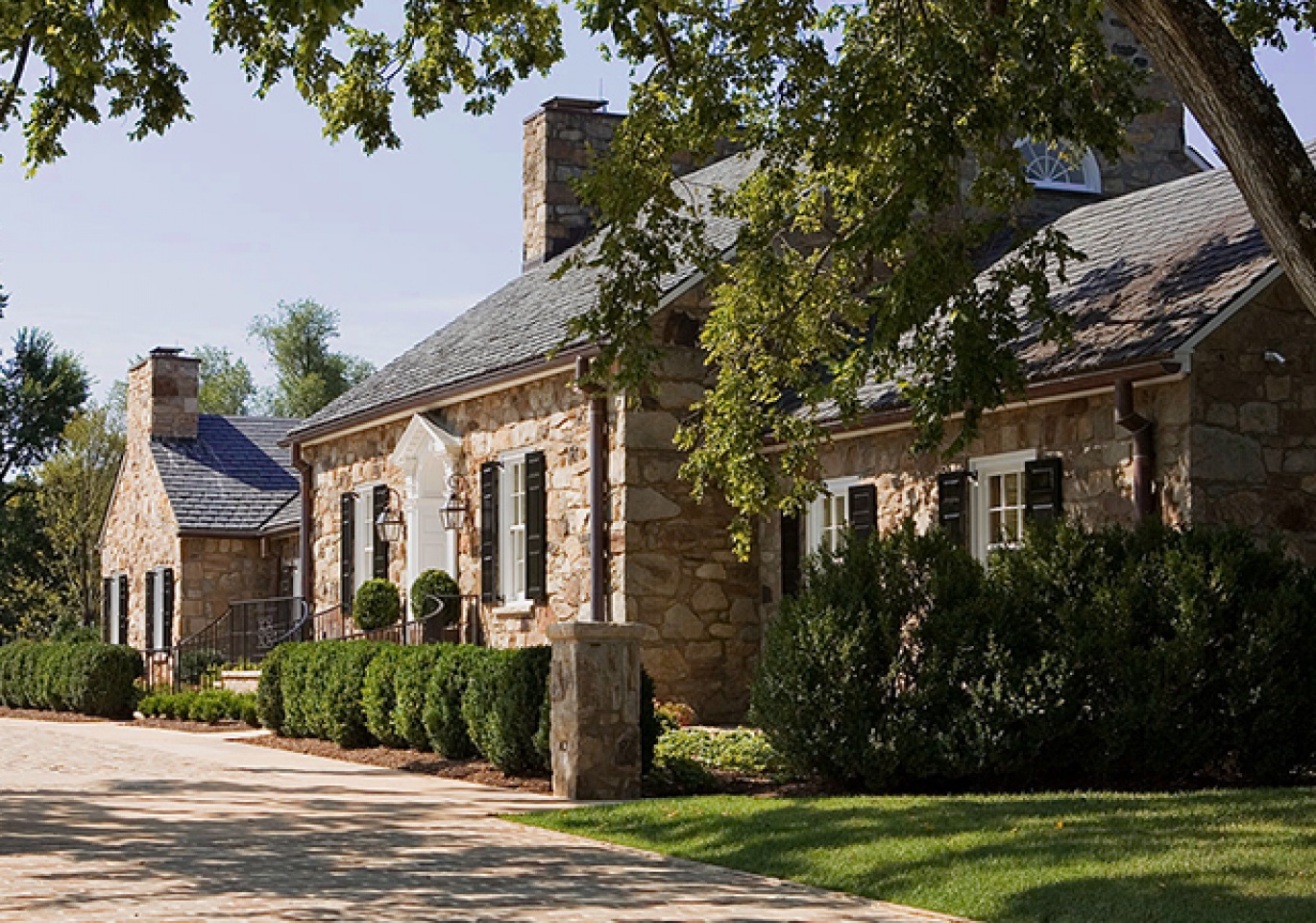 Virginia Farmhouse Image 1