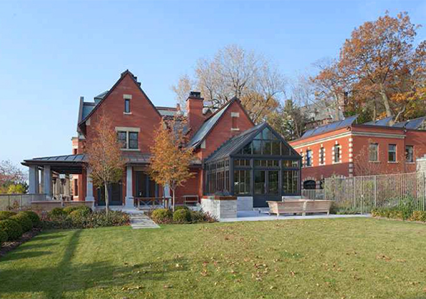 Westmount Residence Image 4